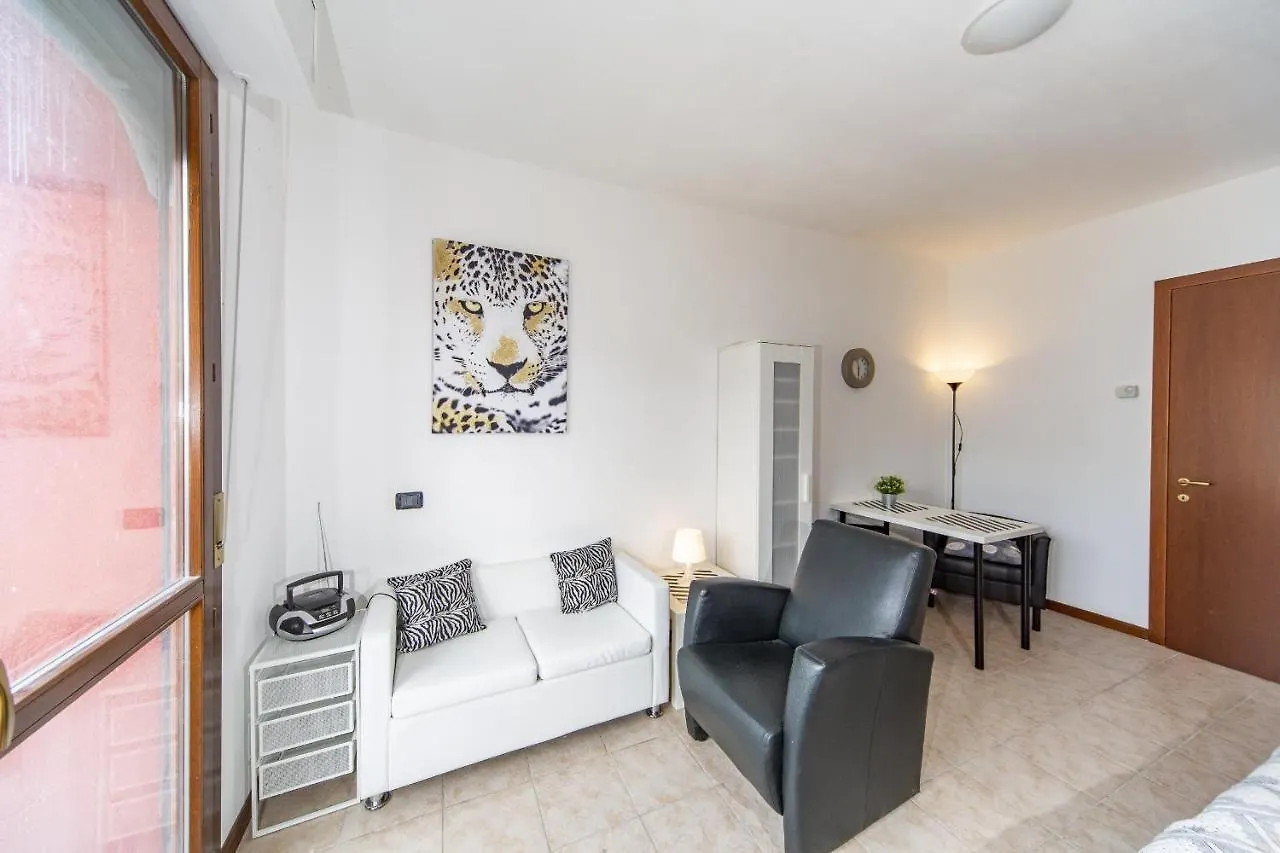 Studio Apartment Vista Panoramica Acquaseria Italy